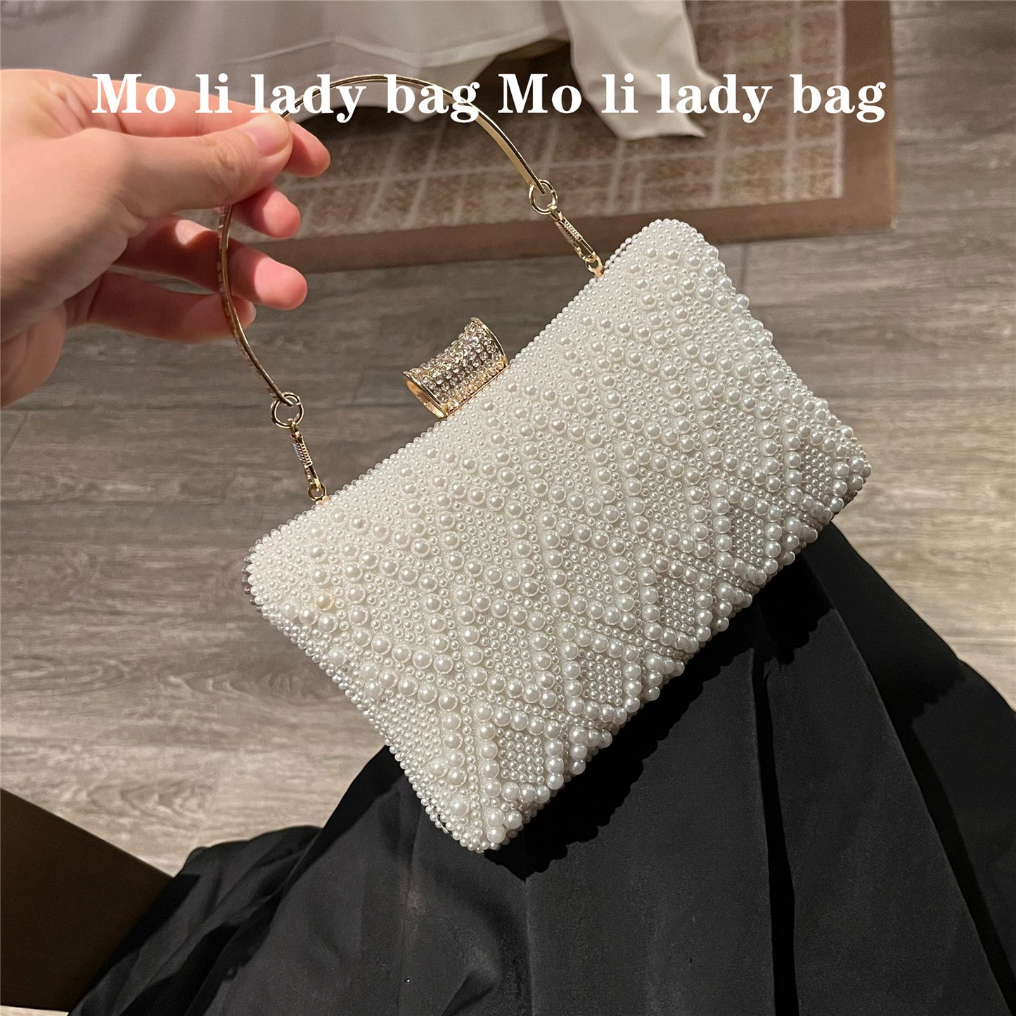 Ladies Banquet Pearl Clutch Bag