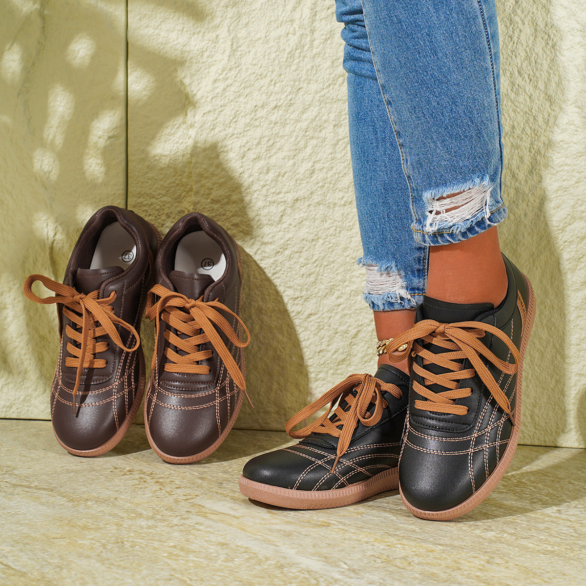 Retro Lace-Up Sneakers For Women's